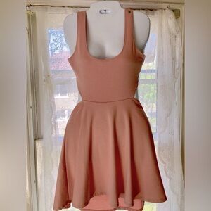 Elegant Peach Sleeveless Dress Pins and Needles open back XS Excellent Cond!